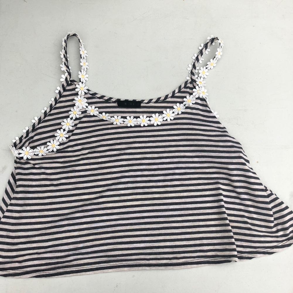🌼PRICE DROP🌼 Daisy Loose Fitting Crop Tank Top